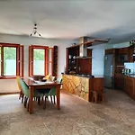 Villa Escalade Iii *