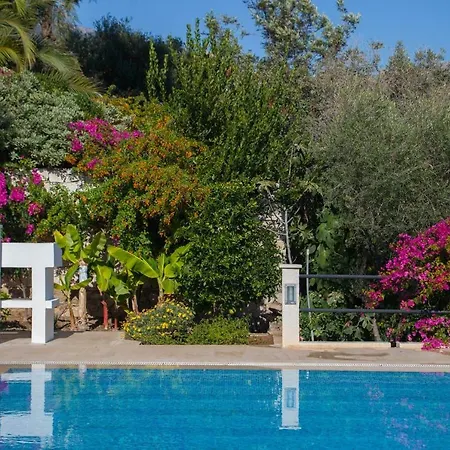 Villa Escalade Iii Kas